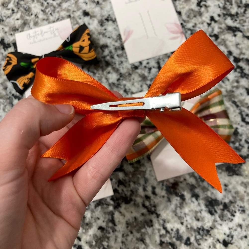 Fall theme HAIR BOWS - Picture 4 of 4
